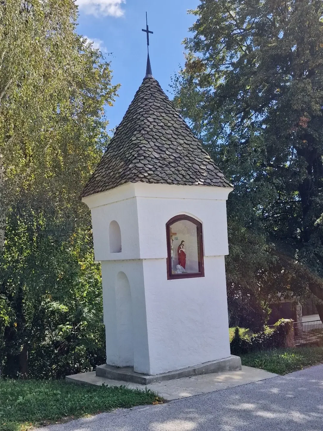 Slopno znamenje Smolarjeva kapela